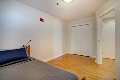 534 Comm Ave unit 2A, Boston, MA 02215 - photo 3