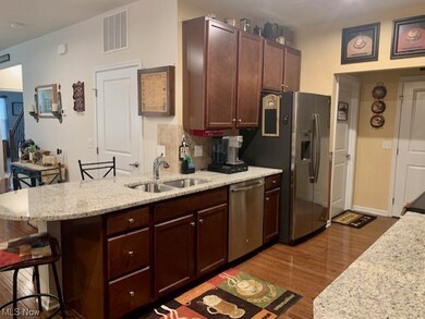 818 Robinson Dr, Lagrange, OH 44050 - photo 2