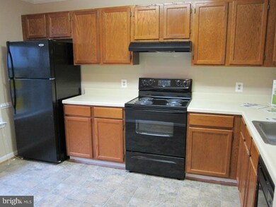 11195 Hamlet Ct, Fredericksburg, VA 22407 - photo 3