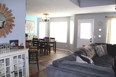 1450 S Tomahawk LR 3