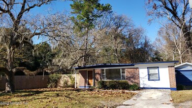 1402 Eola Ct, Jacksonville, FL 32205 - photo 2