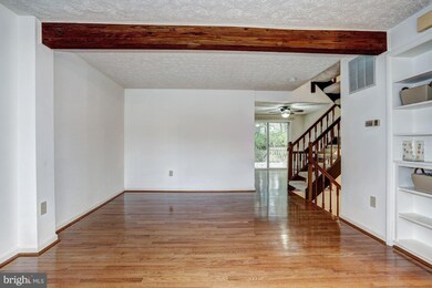 6022 Tree Swallow Ct, Columbia, MD 21044 - photo 5