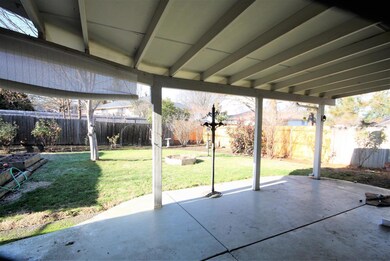 1551 Papago Dr, Medford, OR 97504 - photo 5