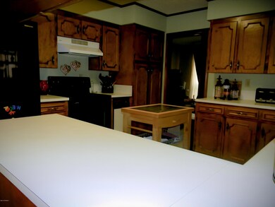 #6 - Kitchen (2)