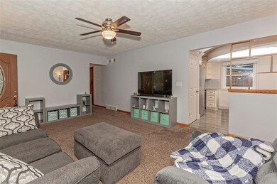 762 Plainfield Rd, Akron, OH 44312 - photo 4