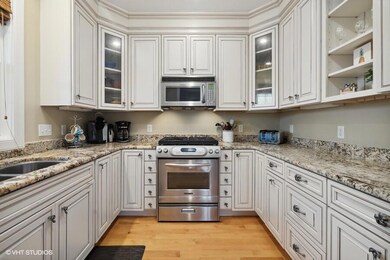 03_516-W-Mechanic-St_Kitchen_Web