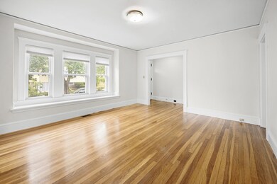 83 Newport St unit 83, Arlington, MA 02476 - photo 3