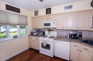 14 Lower Main St, Matawan, NJ 07747 - photo 5