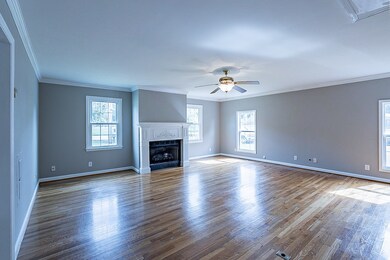 2001 Windsor Dr, Columbia, TN 38401 - photo 4