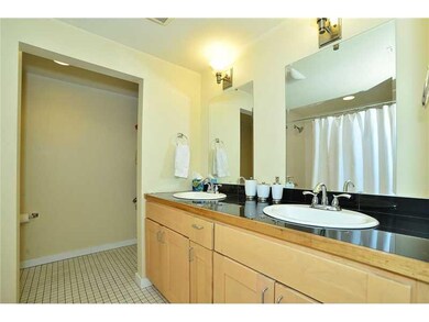 Master Bath/Spa.