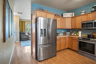 348 Brookhaven Dr, Central Point, OR 97502 - photo 7