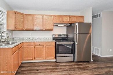 P1610607-Kitchen-474074