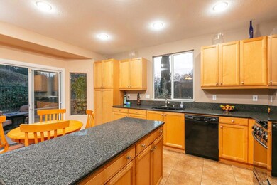 884 Arvita Ct, Oceanside, CA 92057 - photo 6