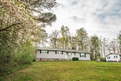 1008LauraDr-1