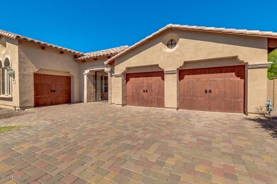 3-Car Garage