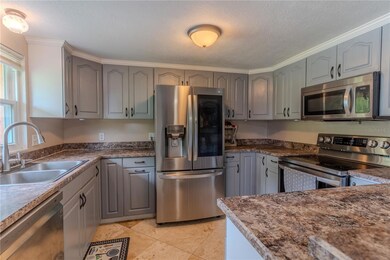 147 Hayes St, Lake Wales, FL 33859 - photo 6