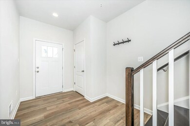 5921 Garden Walk Dr, Frederick, MD 21703 - photo 4