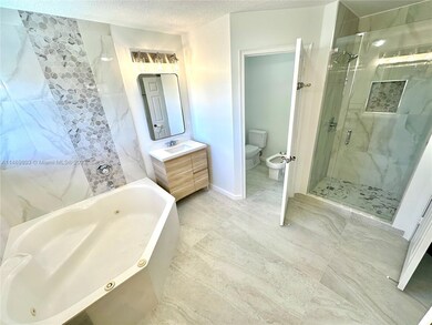 11009 NW 45th Terrace, Doral, FL 33178 - photo 4