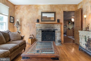 7723 Grasty Rd, Pikesville, MD 21208 - photo 5