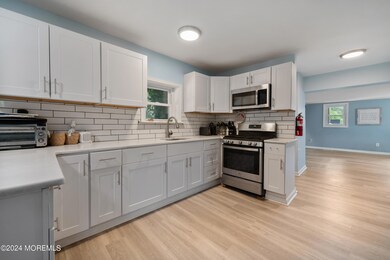 27 Exeter St, Browns Mills, NJ 08015 - photo 6