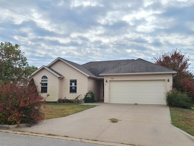 334 W Summit St (6)