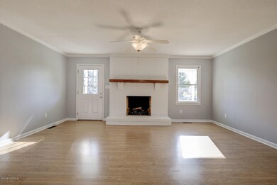 2531 Scotts Hill Loop Rd-large-008-007-7