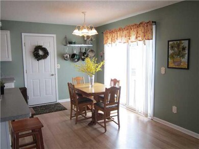Kitchen Kitchen w/bright dining area with sliding 