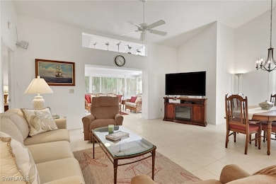 841 Kings Way, Naples, FL 34104 - photo 2