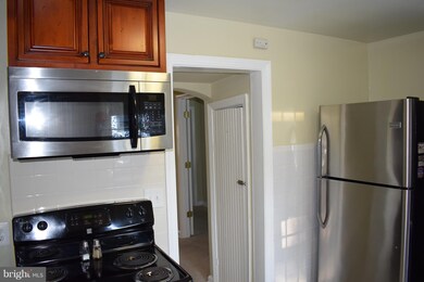 2023 Spaulding Ave, Suitland, MD 20746 - photo 2