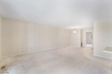 41 Smithfield Ct unit 5, Basking Ridge, NJ 07920 - photo 7