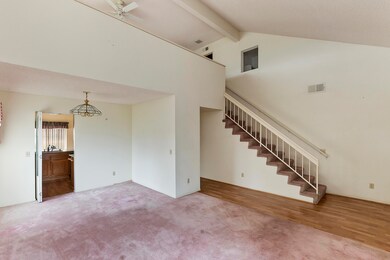 007_Living Room