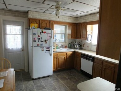 22 W Garrison St, Bethlehem, PA 18018 - photo 6