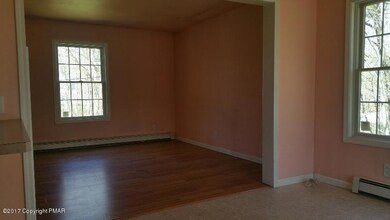 8567 Bumble Bee Way, Tobyhanna, PA 18466 - photo 3