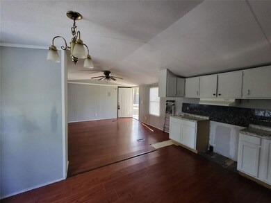 28606 Strathdon, Magnolia, TX 77354 - photo 5