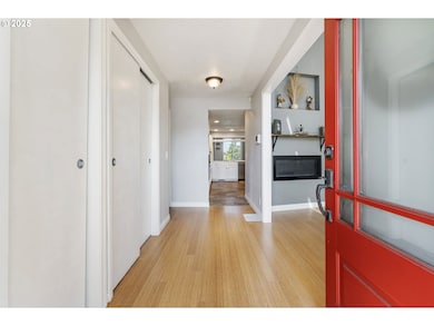 Entrance/Foyer