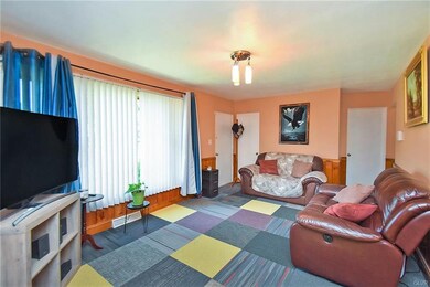 429 S West St, Allentown, PA 18102 - photo 5