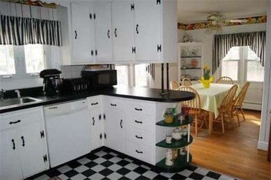 66 Sherwood Rd, Swampscott, MA 01907 - photo 5