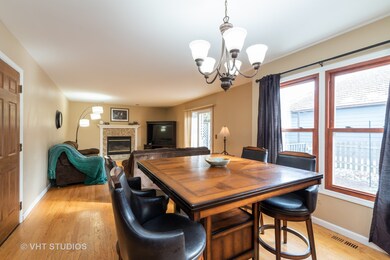 1031 Boulevard View Ave, Gurnee, IL 60031 - photo 4