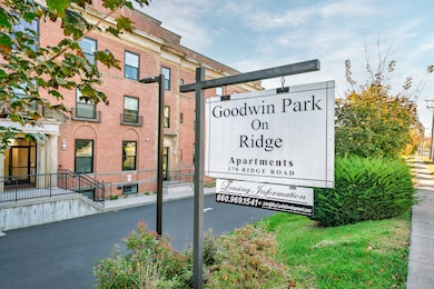 170 Ridge Rd unit 103, Wethersfield, CT 06109 - photo 2