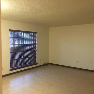 1464 Monte Negro Dr, El Paso, TX 79935 - photo 5