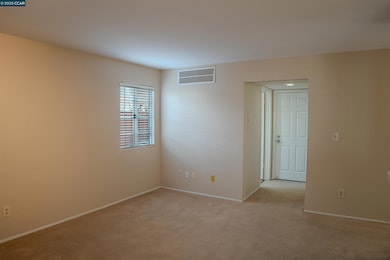 1057 Green Point Ct, Concord, CA 94521 - photo 7