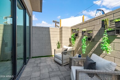 377 E Windsor Ave unit 24, Phoenix, AZ 85004 - photo 7