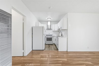 1036 Magnolia Ave unit 207, Gardena, CA 90247 - photo 6