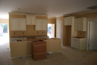 237 Laurel Springs Dr, Macon, GA 31206 - photo 2