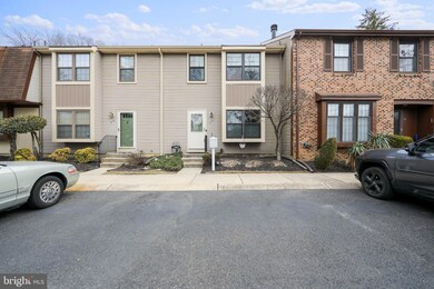 34 Crofton Commons, Cherry Hill Township, NJ 08034 - photo 2