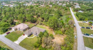 325 SW Dagget Ave, Port Saint Lucie, FL 34953 - photo 7