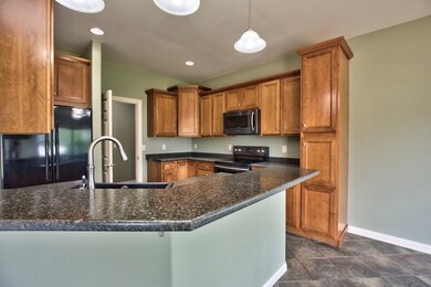 MAPLE CABINETRY