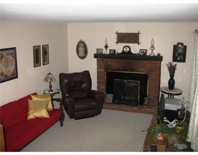 62 Paul Ave, Wakefield, RI 02879 - photo 4