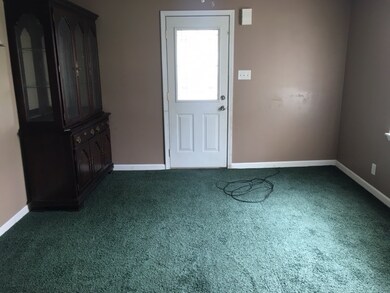 2315 S Mock Ave, Muncie, IN 47302 - photo 3