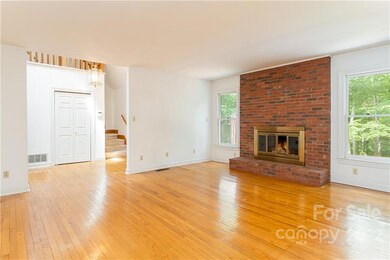 85 Charlyn Dr, Asheville, NC 28803 - photo 7